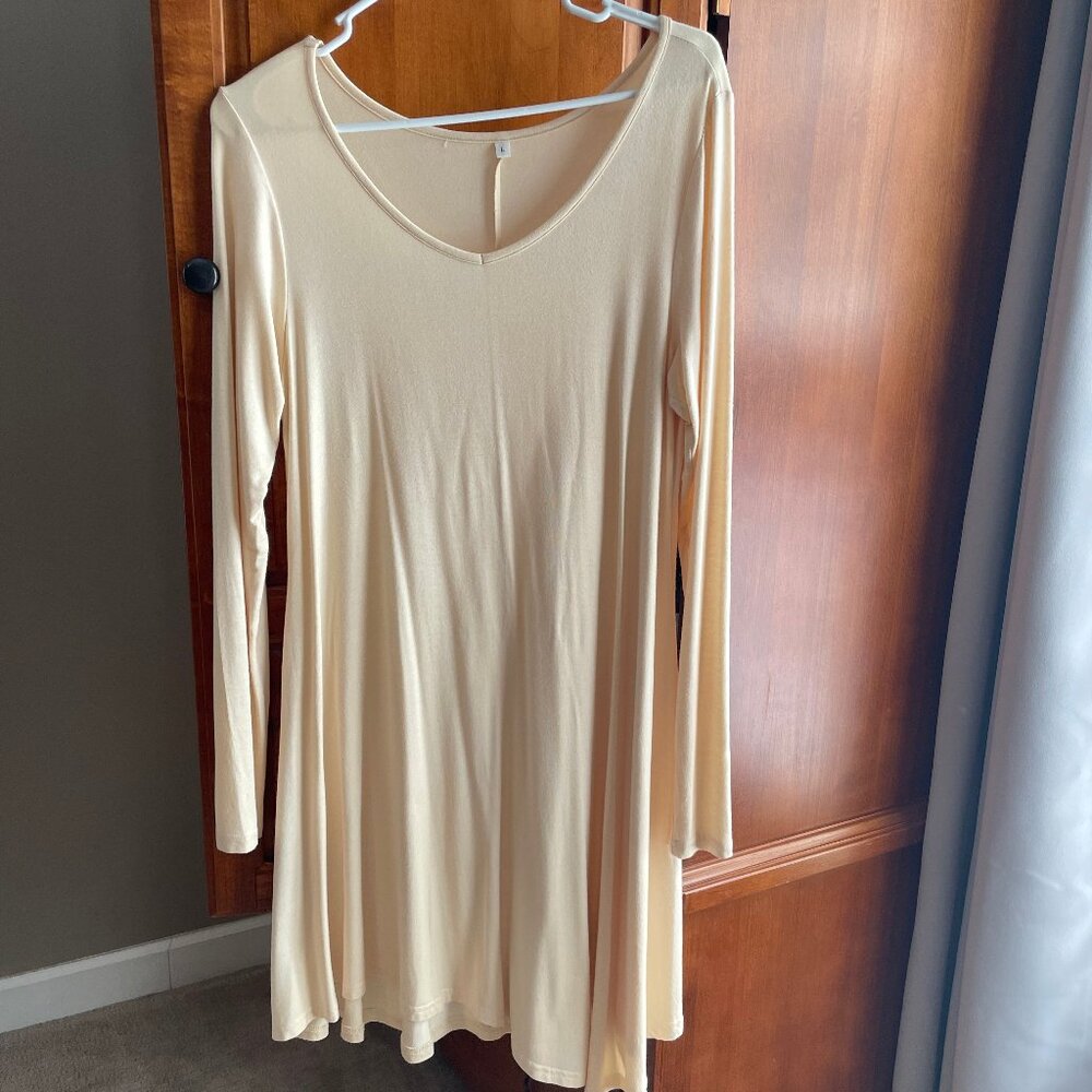 Long sleeve cream dress